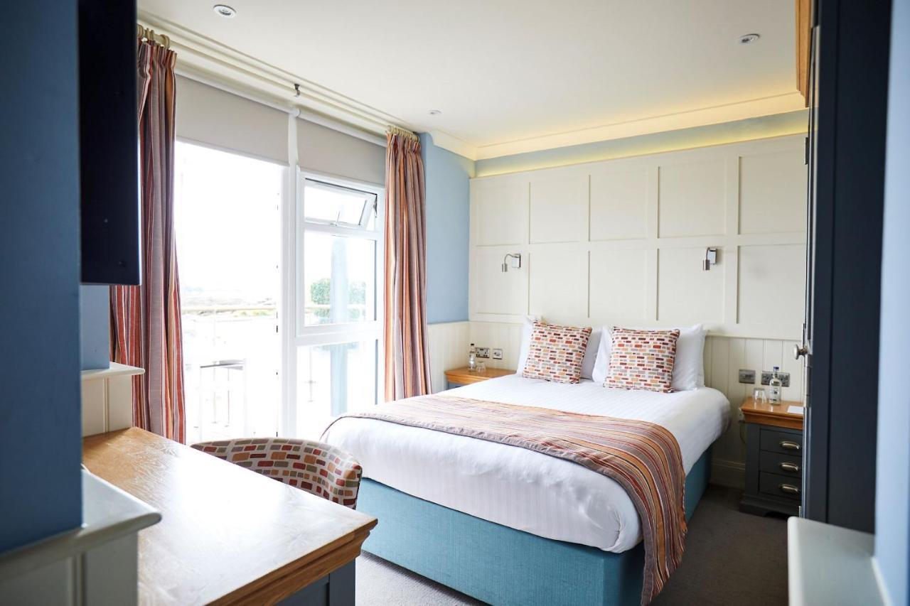 Trearddur Bay Hotel Экстерьер фото