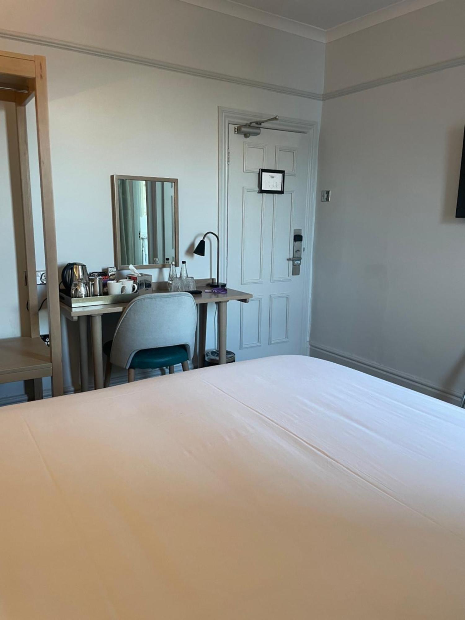 Trearddur Bay Hotel Экстерьер фото